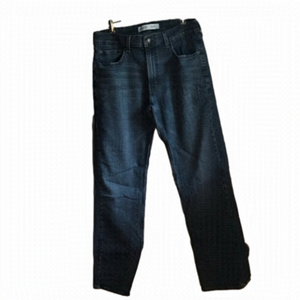 Levi’s men’s “Signature” jeans.  Waist 34 Length 32. Relaxed fit.